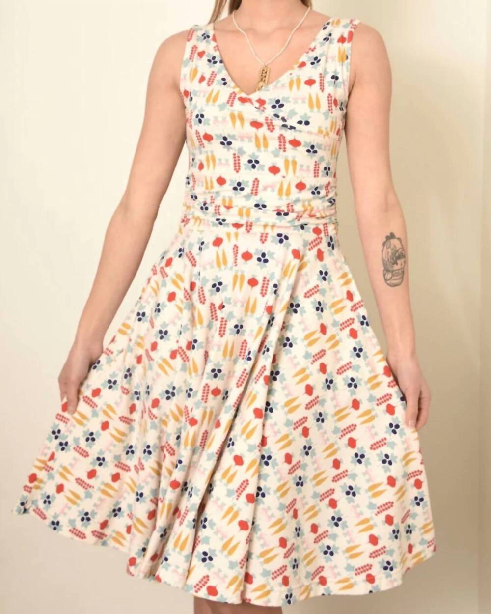 NEW EFFIE'S HEART radiance midi dress in multicolor